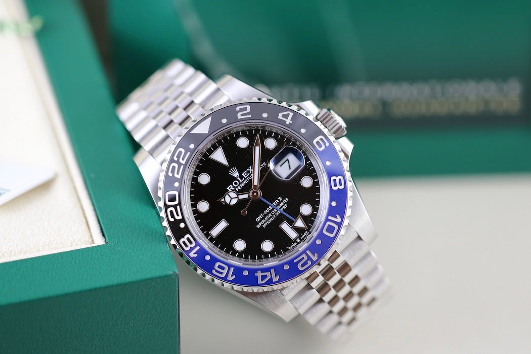 GMT MASTER II BATGIRL